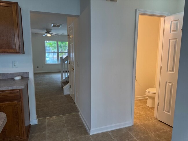 Building Photo - Townhouse in Townes at Buckwalter