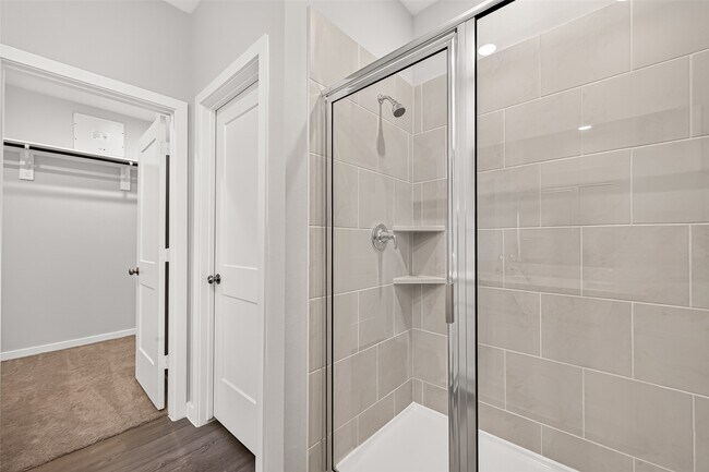 Building Photo - 4042 Bay Ct
