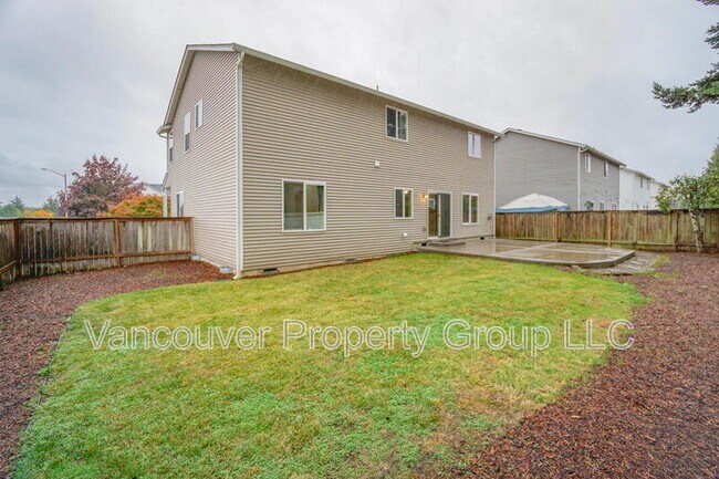 Building Photo - 2420 NE 165th Ave