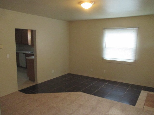 Building Photo - Charming 3 Bedroom Home in Tacoma