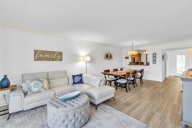 Building Photo - 3150 NE 48th Ct