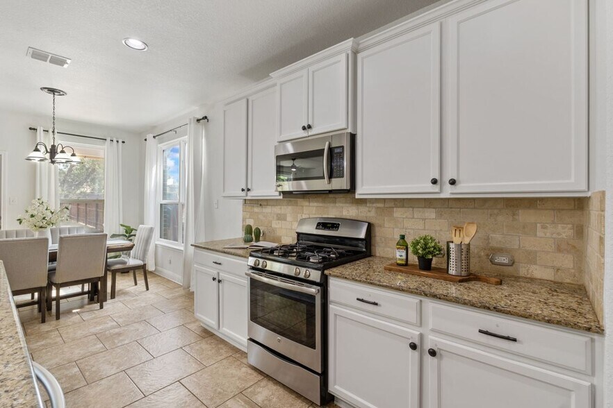 Building Photo - 22438 Akin Fawn