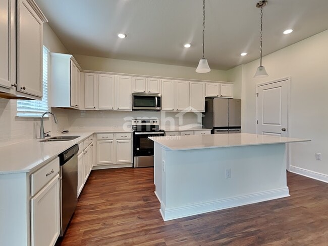 Building Photo - 20478 Calla Lily Dr