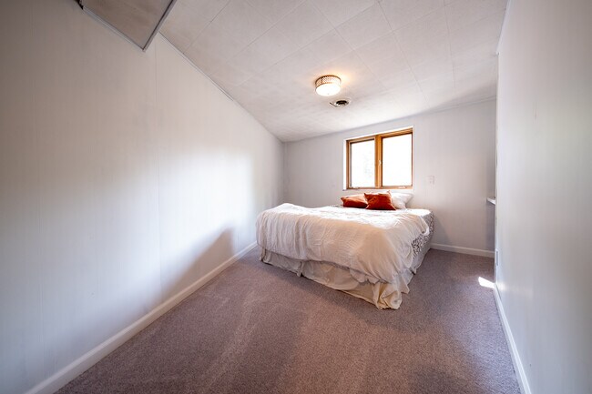 Building Photo - 4517 W 113th St