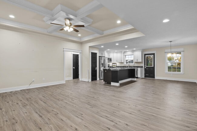 Building Photo - 240 Banyan Blvd