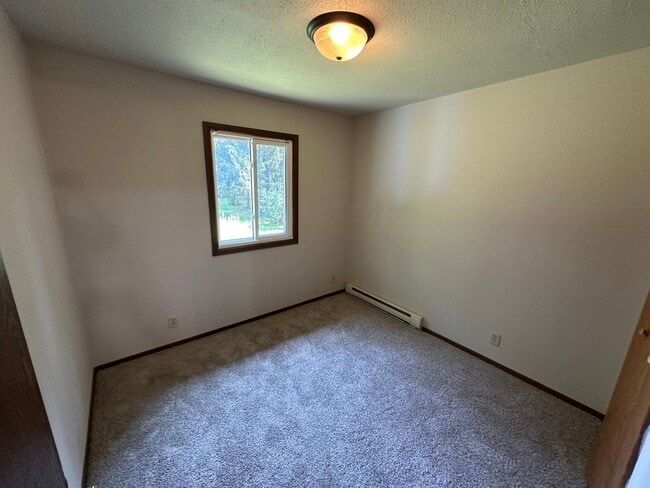 Building Photo - 3625-3627 Livingston Lane