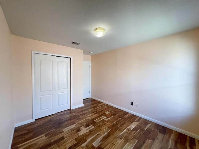 Building Photo - 3906 Haleys Way