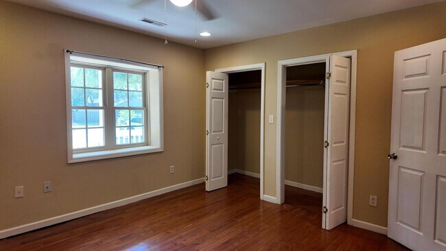 Building Photo - 463 Old Moncks Corner Rd