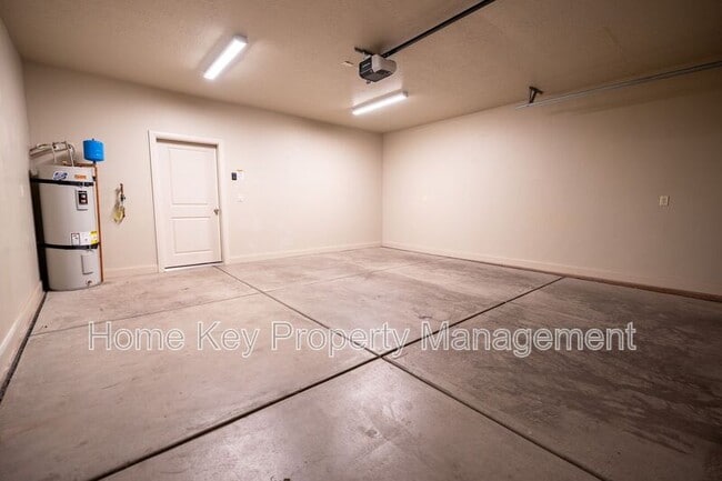 Building Photo - 1184 E Bulloch St