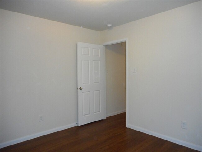 Building Photo - 22334 Queenbury Hills Dr