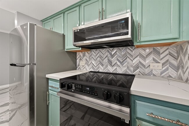 Building Photo - 3525 Sage Rd