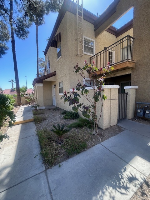 Building Photo - 2801 N Rainbow Blvd