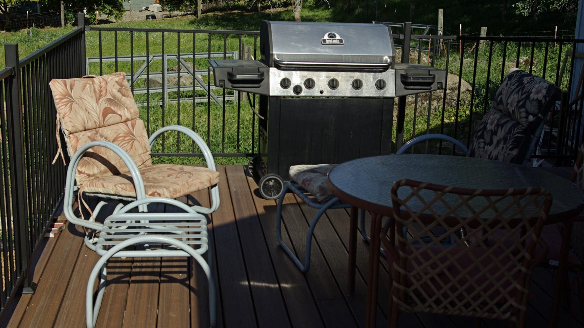 Propane BBQ on Spacious Deck. - 26180 Whispering Oak Ln