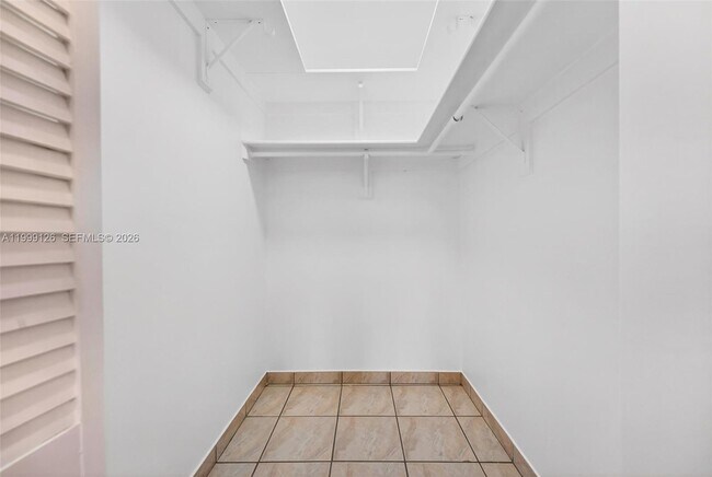 Building Photo - 8250 Byron Ave