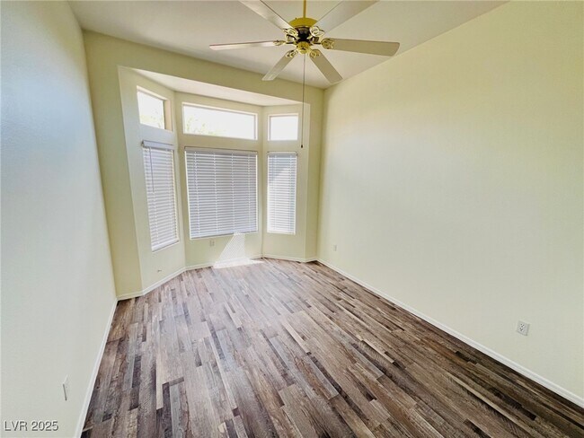 Building Photo - 10816 Clear Meadows Dr