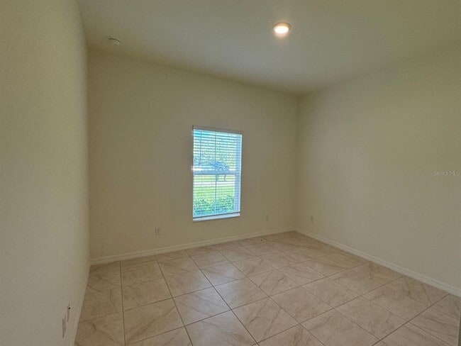 Building Photo - 2333 Renfro Ave