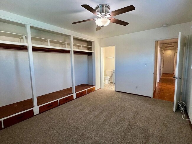 Building Photo - 4959-61 Catoctin Dr