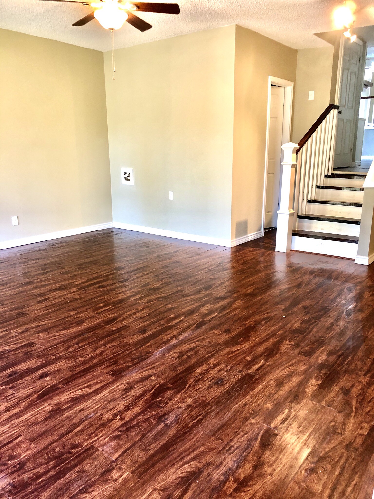 Bonus Living Room - 612 Hackney Ave