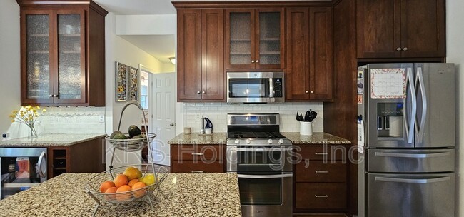 Building Photo - 3424 Fiddlers Ridge Pkwy