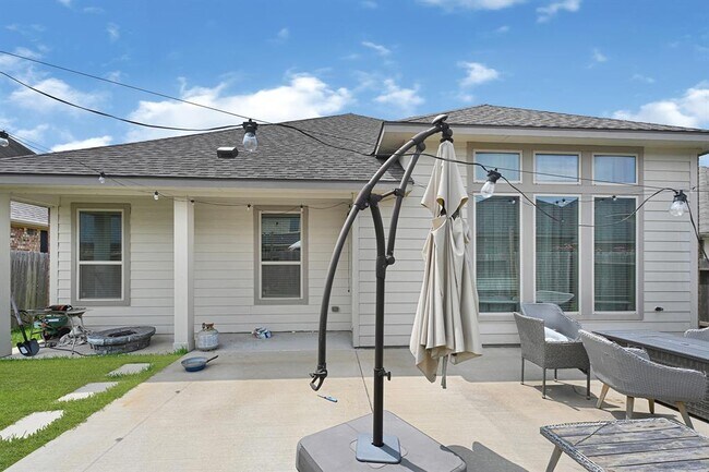 Building Photo - 8126 Lockridge Terrace Ln