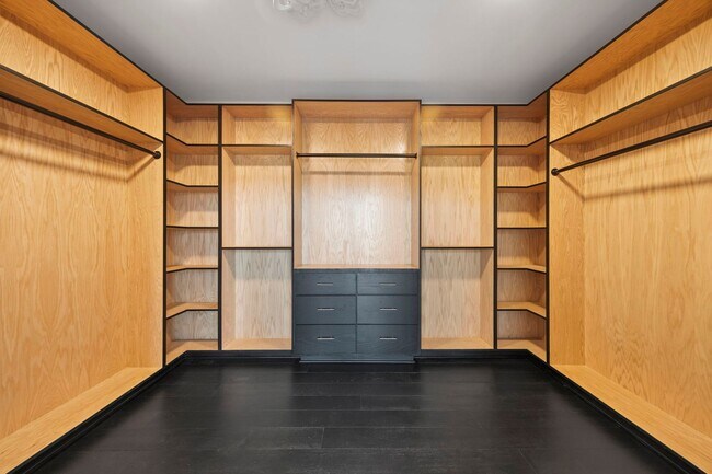 Building Photo - Modern Elegance Meets Scenic Privacy in Be...