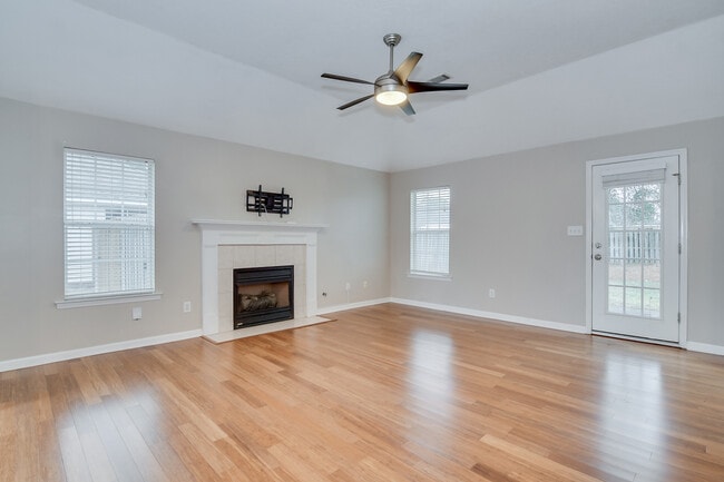 Building Photo - 529 St Julian Pl