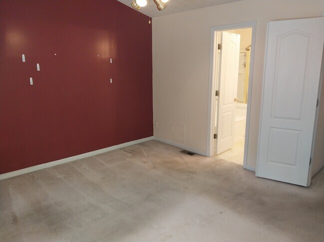 Building Photo - 3912 Vineyard Green Dr