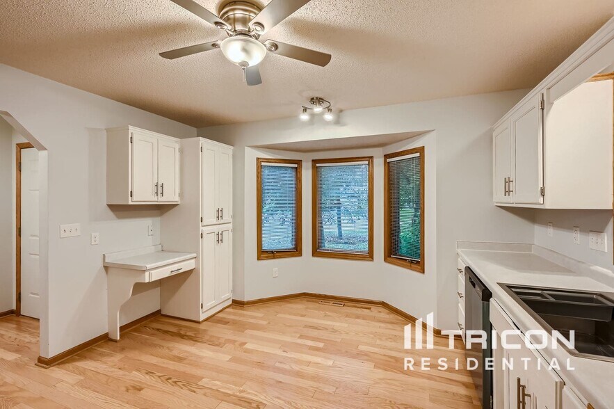 Building Photo - 54 Rosewood Dr