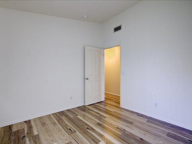 Building Photo - Spacious 4-Bedroom Home with Private Pool & Large Enclosed Backyard!