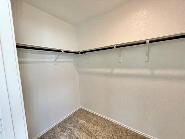 Building Photo - 3208 Kenner Dr