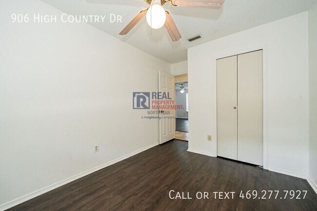 Building Photo - 906 High Country Dr