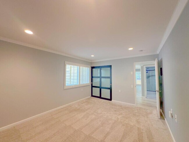 Building Photo - 3327 Bahia Blanca E