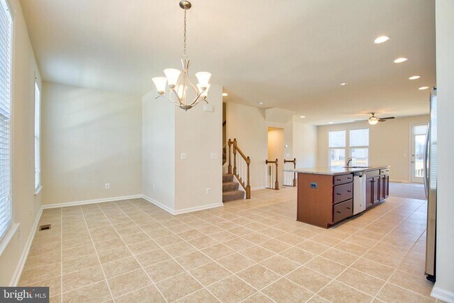 Building Photo - 127 Keller Ct