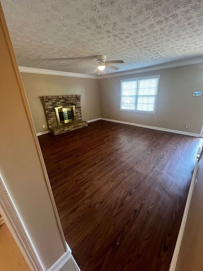 Building Photo - !!!WARNING: AVOID SCAMS CONFIRM RENTAL AT ...