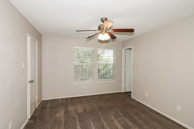 Building Photo - 20908 Patriot Park Ln