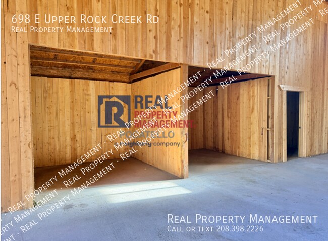 Building Photo - 698 E Upper Rock Creek Rd