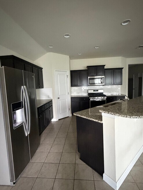 Building Photo - 124 Sage Meadows Dr