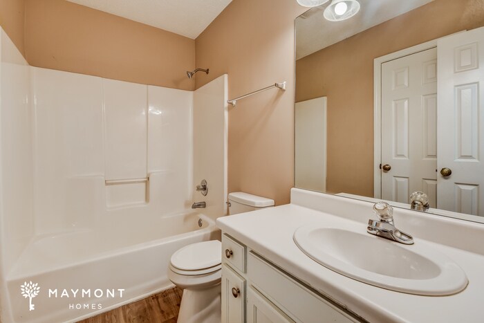 Building Photo - 4717 Hollow Ln