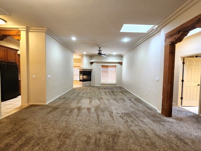 Building Photo - 2270 Spirit Rock Dr
