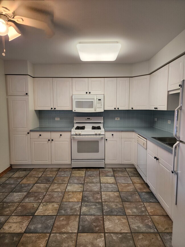 Kitchen1 - 675 Pearson St