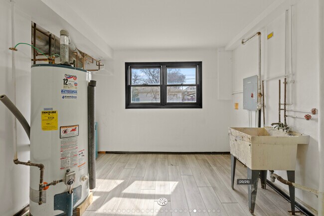 Building Photo - 7118 16th St