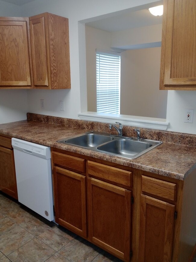 Building Photo - 3517-3519 La Mesa Dr.