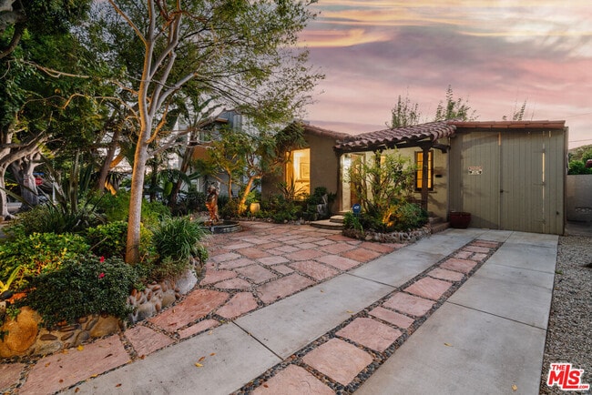 Building Photo - 1311 Maple St