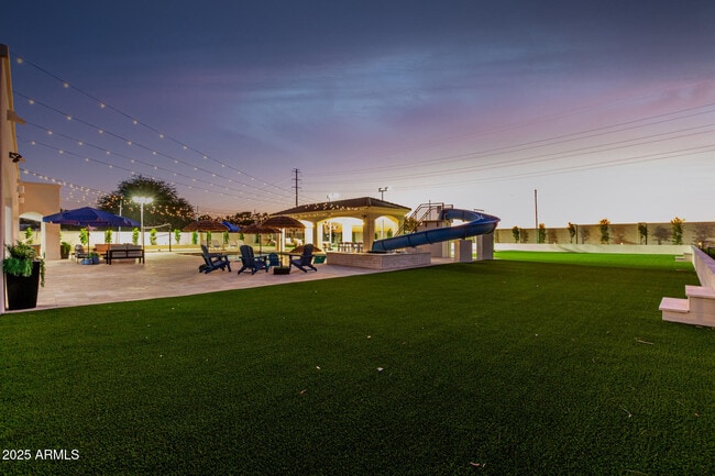 Building Photo - 2506 S 186th Dr