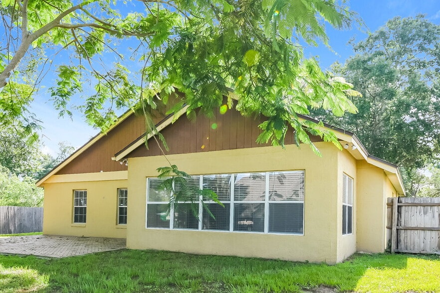 Building Photo - 1232 Lake Piedmont Cir