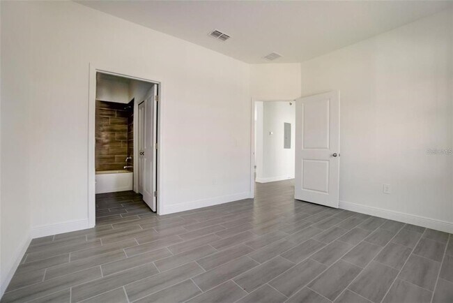 Building Photo - 1578 Cumin Dr