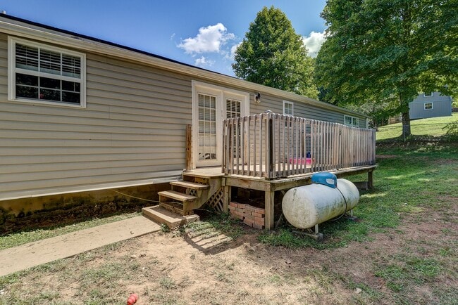 Building Photo - 1883 Powder Branch Rd