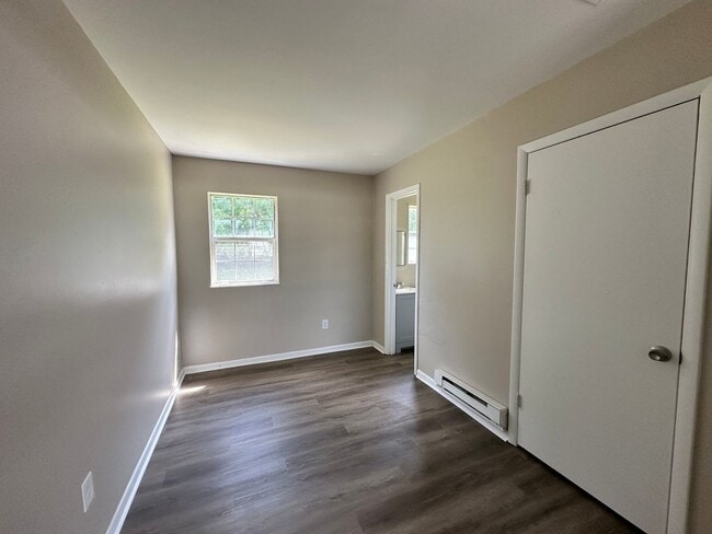 Building Photo - 7602 Bellehaven Dr
