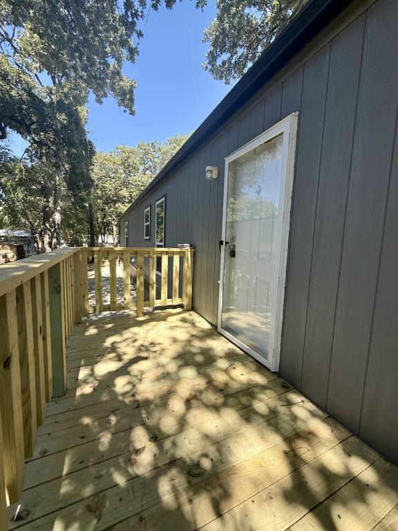 Building Photo - 1808 Sheila Dr