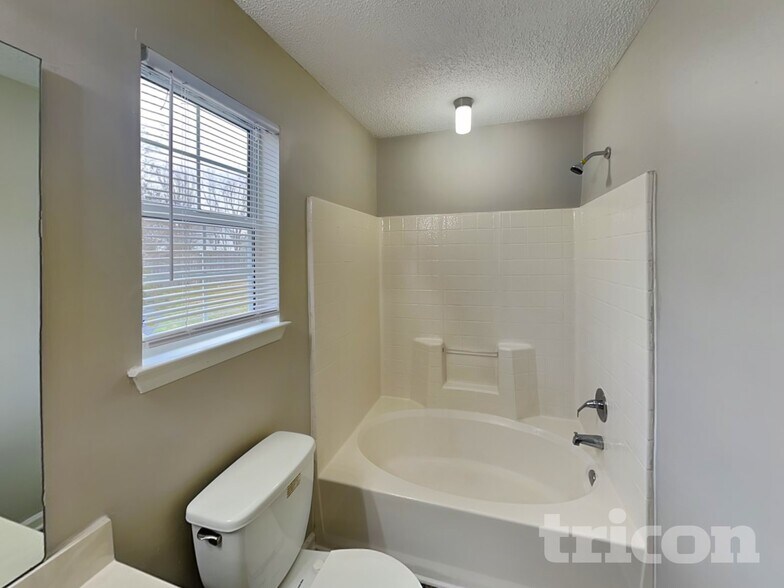 Building Photo - 11123 White Stag Dr